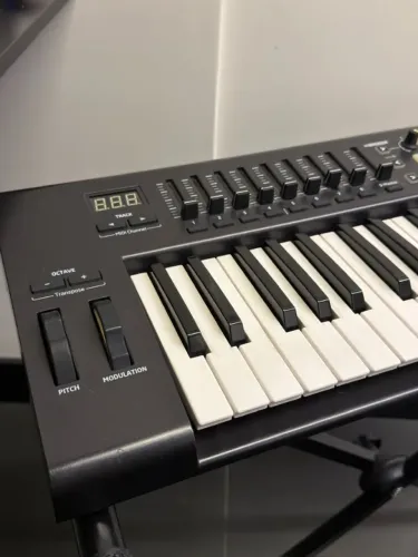 Controlador Novation Mk2