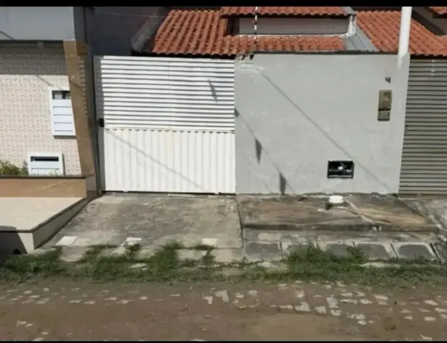 Contrato de gaveta: Casa Jardim Europa (Próx. Feira Fitness); Entrada R$ 75.000,00;
