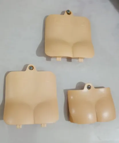 Tampinha da caixa de pilhas da baby Alive brincalhona 