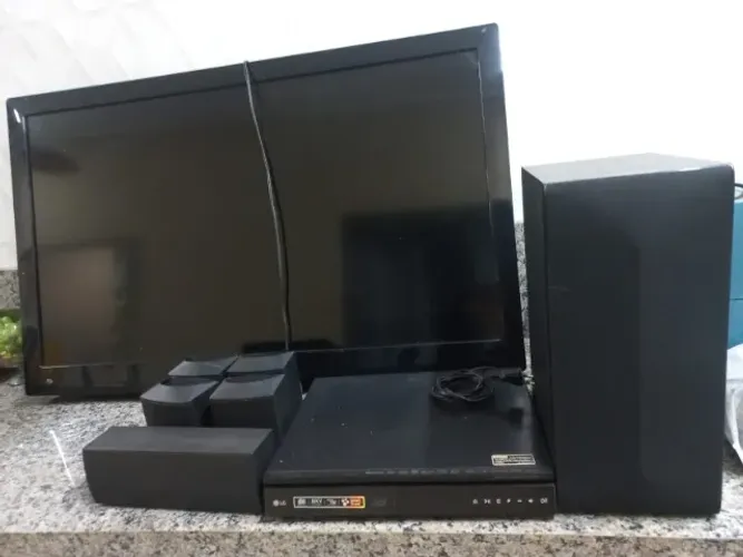 TV + Home Theater LG smarth com Blu-Ray Player 3D