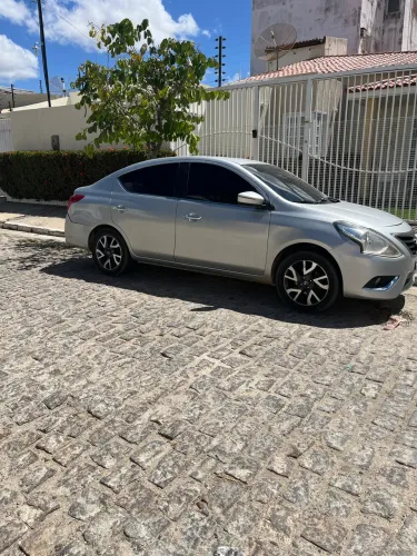 Nissan Versa Unique 1.6 16V Flex 4P Mec. 2016