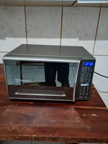 Microondas Electrolux 27 litros espelhado