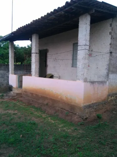 TERRENO COM CASA