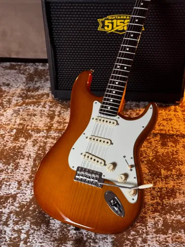 Linda! Fender Americana Honey Burst