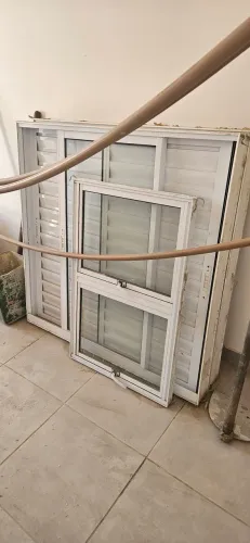 Janela de aluminio