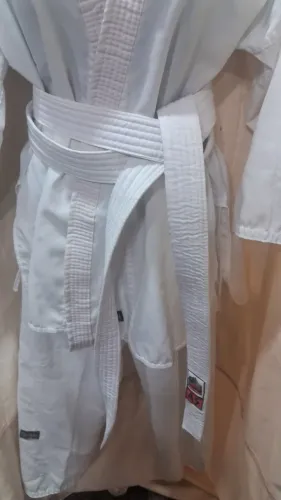 Kimono de karatê 100