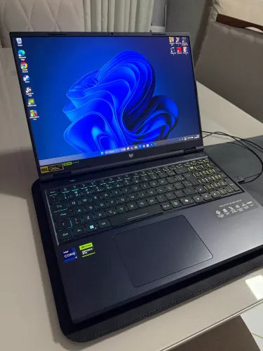 Predator Ci9 14ªgeração 32gb 1tb Ssd Rtx4070 Windows11 Cor Preto
