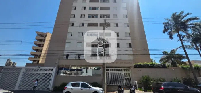 Apartamentocom 170m² para locação no bairro Centro
