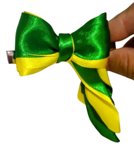 Laço cabelo presilha bico de pato copa do mundo Brasil 