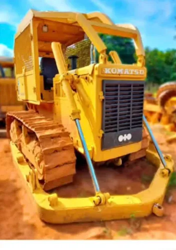 Tratores máquina agrícolas