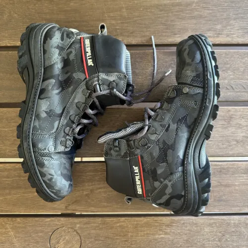 bota caterpillar couro original camuflada