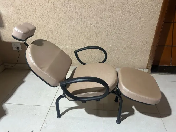 Vende- se cadeira para atendimento 