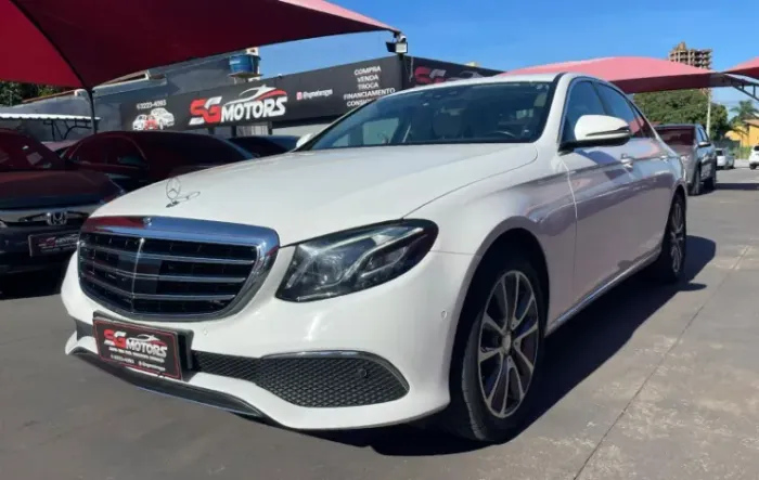 Mercedes-Benz E-250 CGI Avantgarde 2.0 TB 211cv Aut. 2018