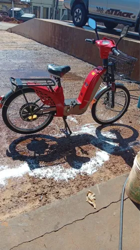 BICICLETA ELETRICA SOUSA BIKE 12V VERMELHO BIVOLT - SOUSAMOTO