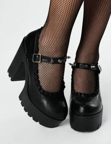 Salto Gótico Sapato Feminino com Spikes