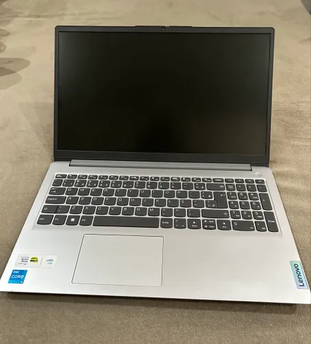 Vende-se um computador Lenovo 