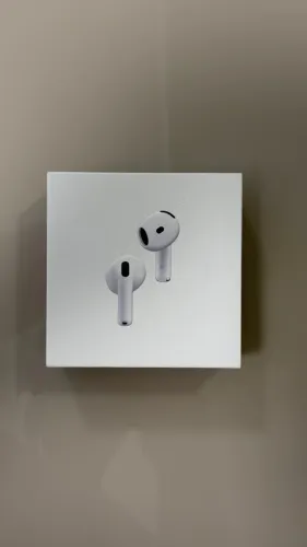 AirPods 4 com cancelamento de ruído, LACRADO