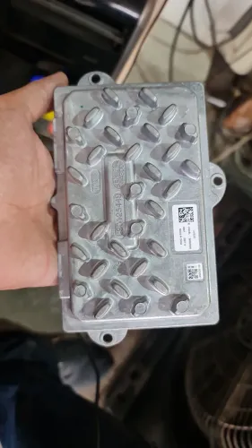 Modulo farol peugeot 208