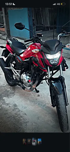 160 Fan vermelha