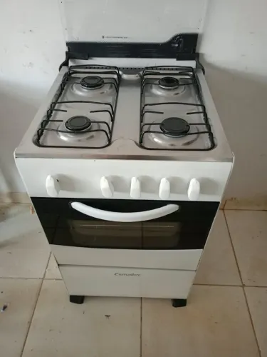 Fogão 4 bocas Entrego