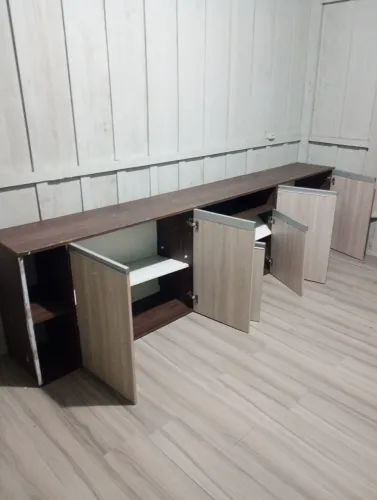 Vendo armário suspenso 6 portas