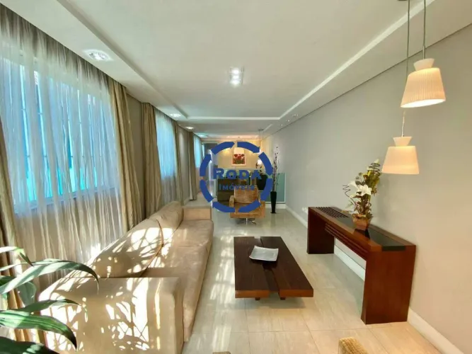 Venda Casa Triplex para locação reformada com piscina em Santos no BOQUEIRÃO - Santos/SP