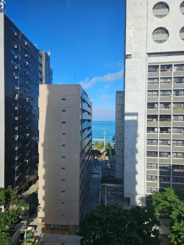 Navegantes, lindo apto, 215m2 útil, 4 qts 1 sts, podendo ser 3 sts, 2vgs, andar alto.