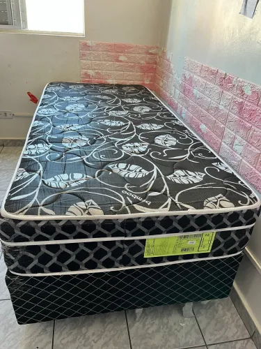 Vende-se 