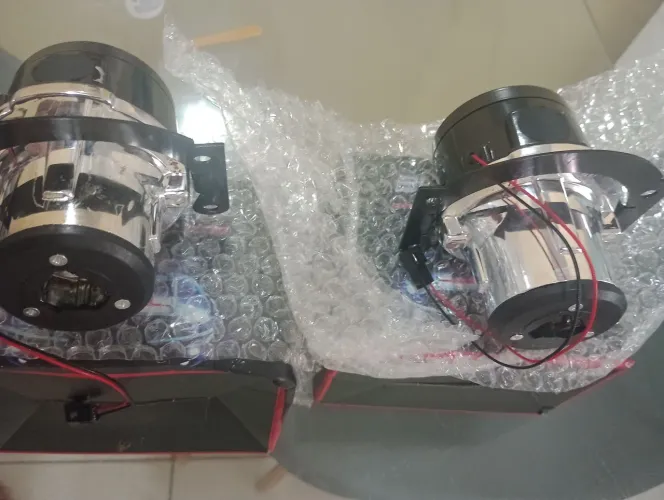 Vende-se par de farol de milha projeto para carro