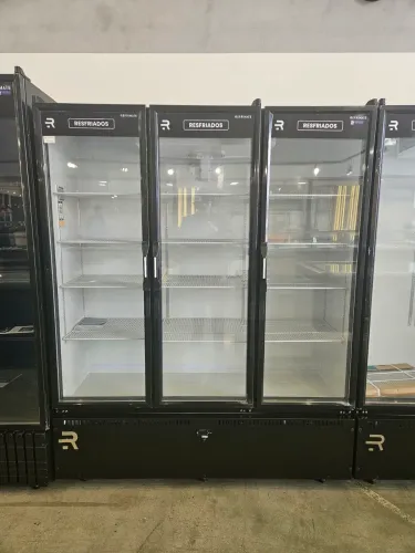 refrigerador expositor de 3 portas para frios e bebidas