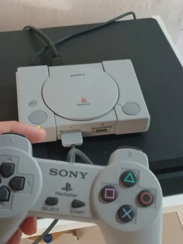 PlayStation Classic (Edição Especial PS1 Mini)