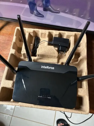 Roteador intelbras ACtion RF 1200