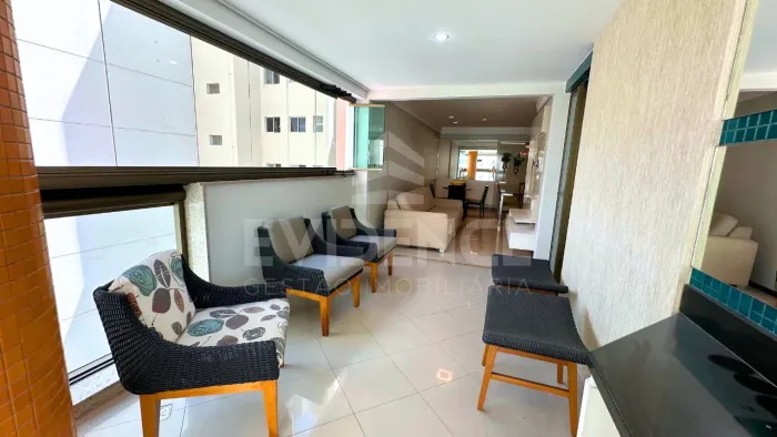 Excelente Apartamento para Aluguel na Praia do Canto 4 Quartos, Suíte e 2 Vagas