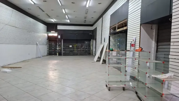 Imóvel para aluguel tem 380 metros quadrados em Centro - Rio de Janeiro - RJ