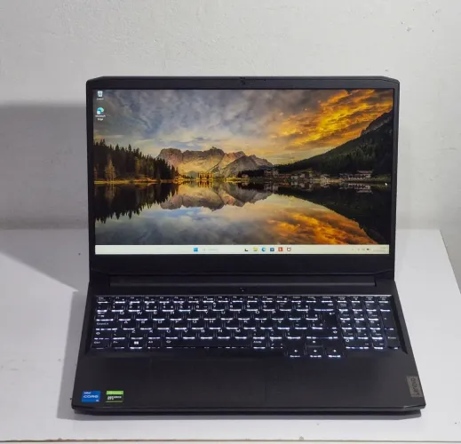 Lenovo IdeaPad Gaming 3i Placa de Vídeo NVIDEA GeForce 1650 4GB i5 11 Ger NVMe 8GB