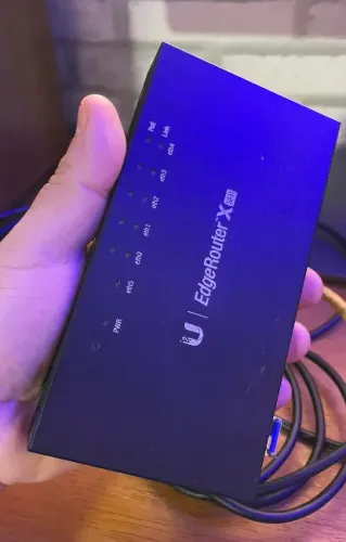 Roteador Ubiquiti EdgeRouter ER-X-SFP