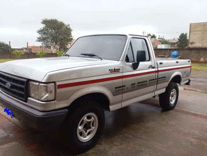 Ford F-1000 S. S. Diesel / S.s. Diesel Turbo 1995