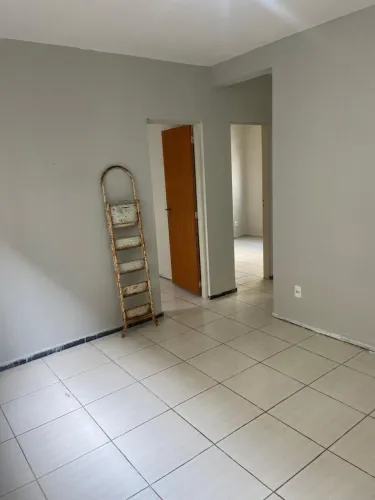 APARTAMENTO PARA ALUGAR - ÓTIMA LOCALIZAÇÃO