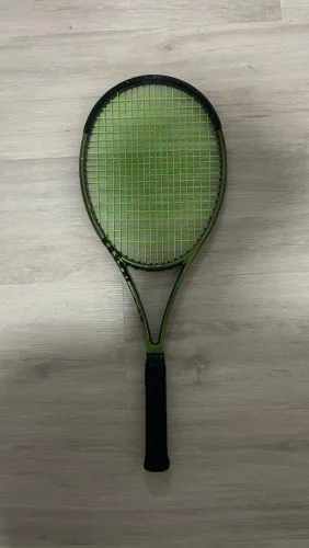 Wilson blade v8