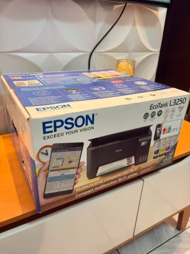 IMPRESSORA EPSON 3250. LACRADA!