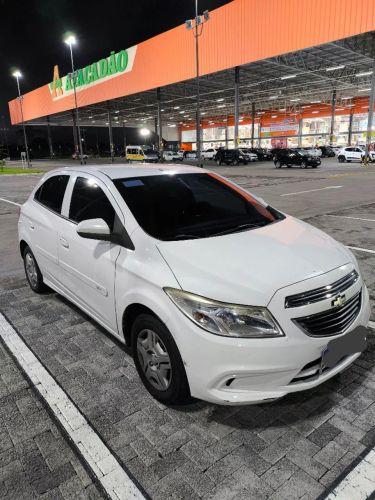 Imagem de Chevrolet Onix Hatch LS 1.0 8V Flex Power Mec. 4P 2015