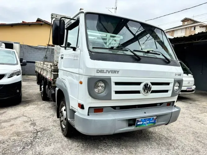 VW 5.140 Delivery 2008 com Carroceria de Madeira