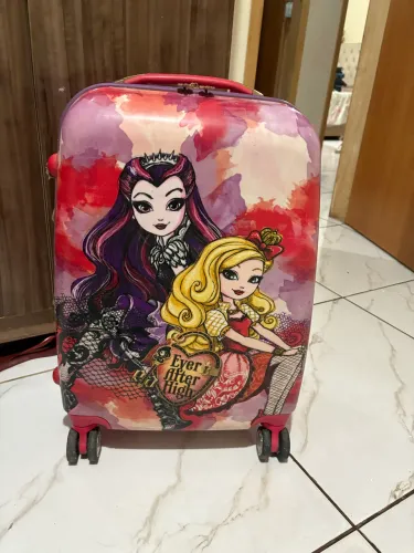 Mala feminina de personagem 