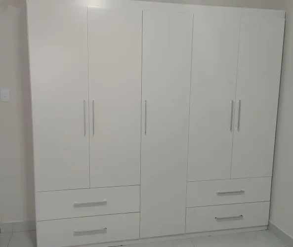 Guarda-roupa Excelente estado
