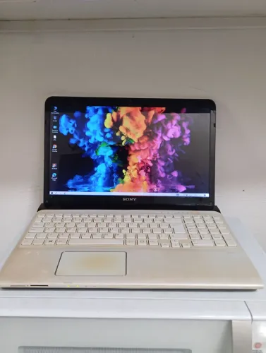 Notebook Sony vaio core i7, 8gb, HD de 500gb, tela de 15.6" polegadas, windows10