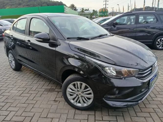 Fiat Cronos Drive 1.0 6V 2025
