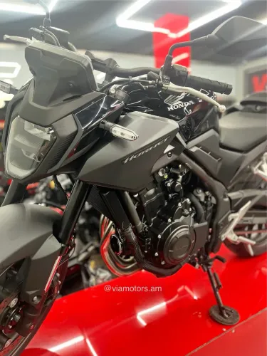 Hornet 500 Zero km