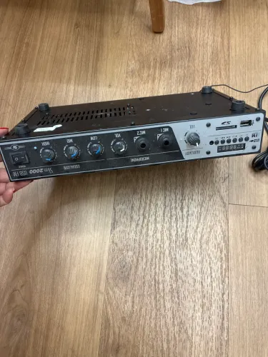 Amplificador Frahm Slim 2000 USB/FM - 120W