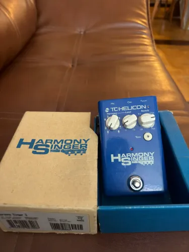Pedal de voz Harmony singer 2 TC Helicon