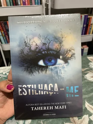 Livro estilhaça me lacrado 